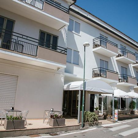 Hotel Laura Cavallino-Treporti Eksteriør bilde